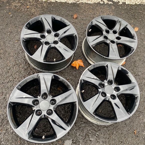 Other - 17inch stock Acura rims.